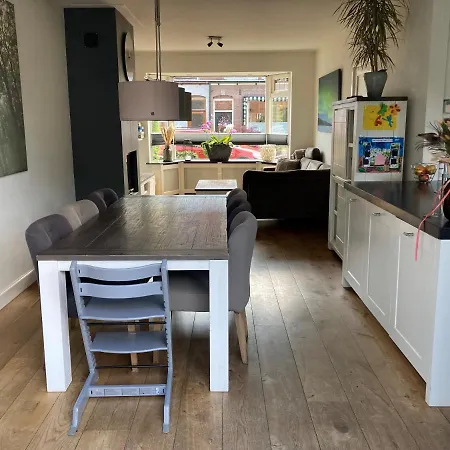 Vakantiewoning In Beverwijk, Dicht Bij Het Strand