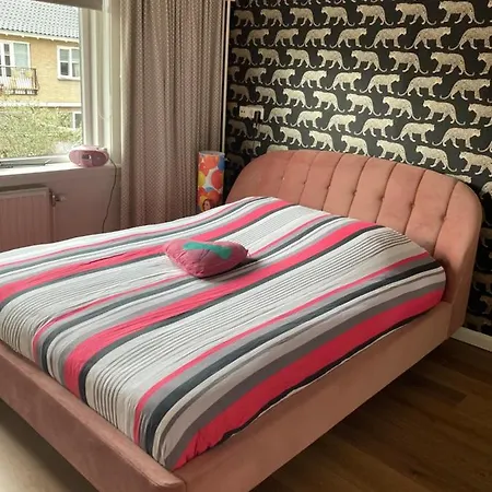 Vakantiewoning In Beverwijk, Dicht Bij Het Strand * Beverwijk